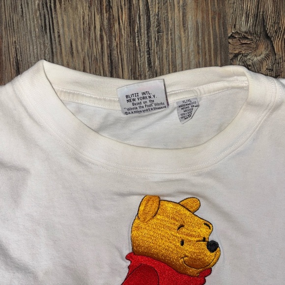 Vtg 90s Blitzz Intl. New York Winnie the Pooh S/S Tee Shirt XL White Embroidered - Picture 10 of 12